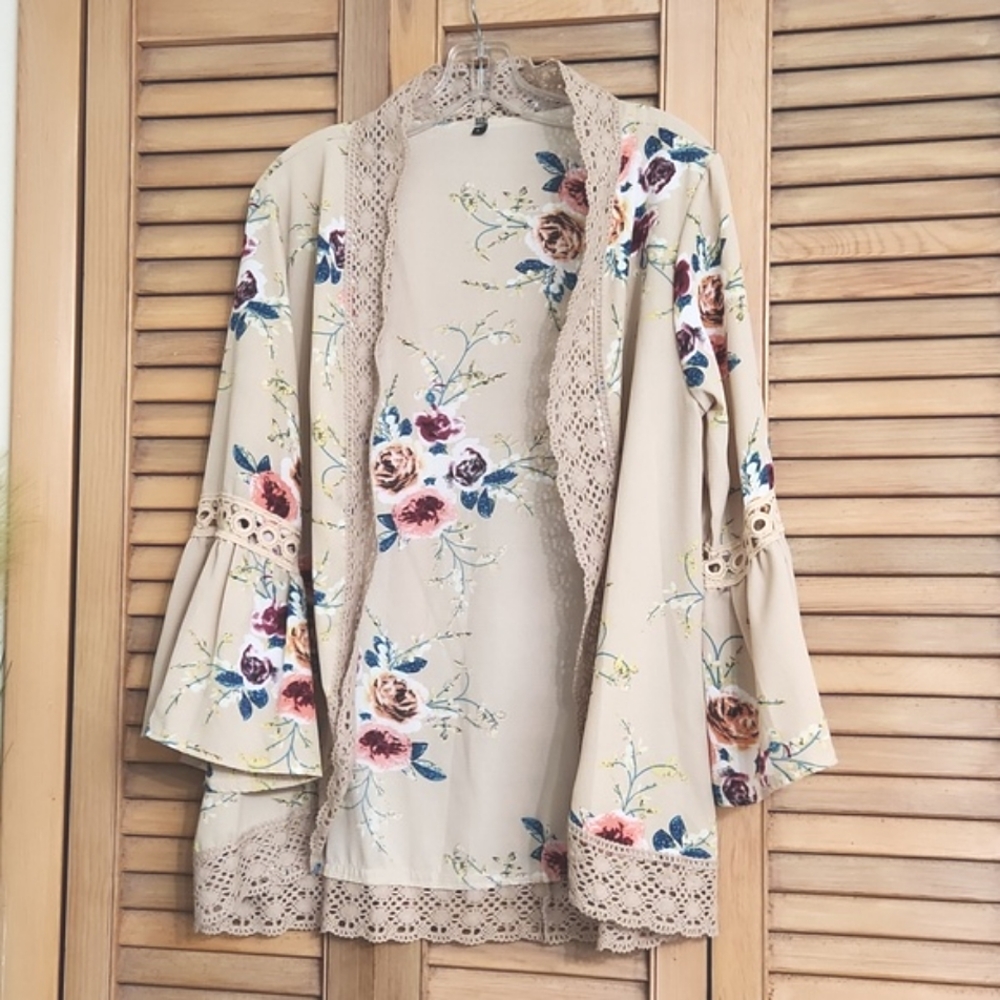 Floral Lace-Trim Open Front Cardigan - Blush Pink - Picture 7 of 14